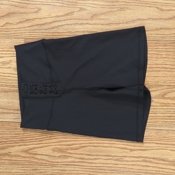 WeWoreWhat black high-rise lace-up biker shorts size small - Picture 1 of 7